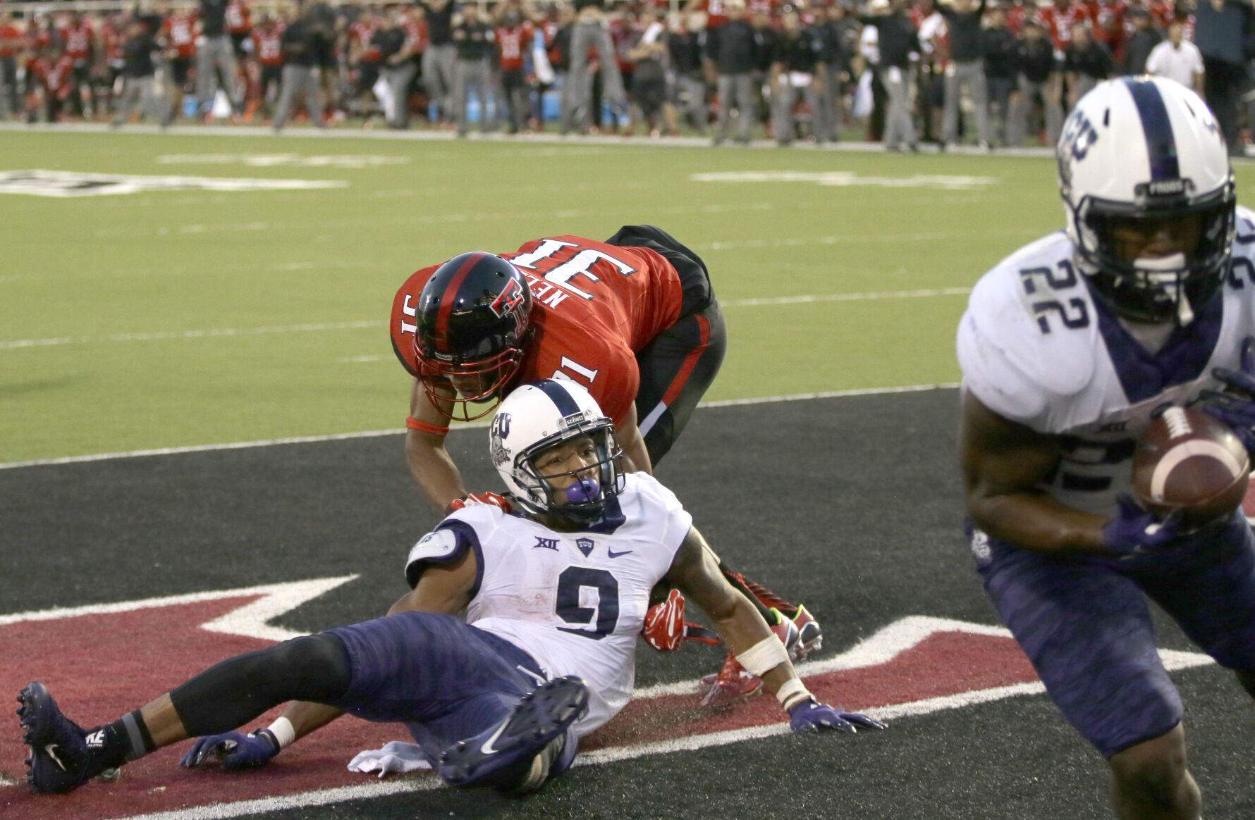 2015: Aaron Green catches tipped pass in back of end zone to lead No. 3 TCU past Texas Tech